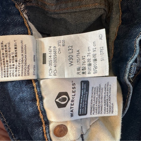 Levi’s 514 jeans.  Men’s size 30/32.  Dark wash. - Picture 2 of 8